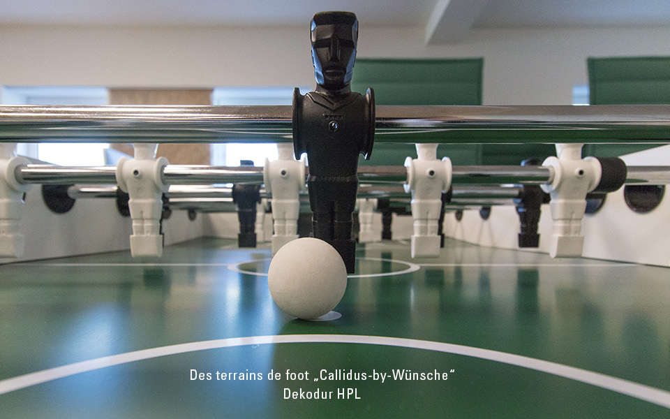 calidus-kickertische-dekodur-hpl-01-fr.jpg